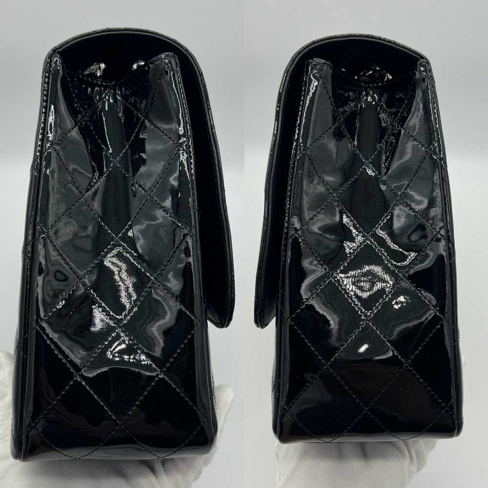 Authentic Chanel Classic Glossy shimmery black Patent leather Maxi single flap - Picture 15 of 17